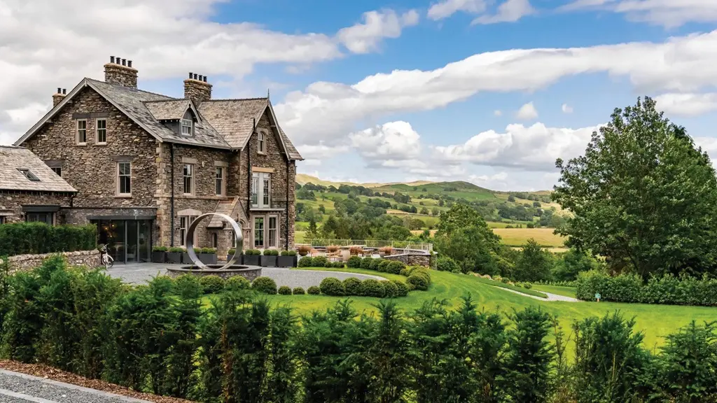 Win a Luxury Holiday at Heaning Estate